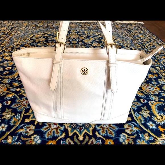 Tory Burch Handbags - Tory Burch Buckled London Shopper Tote